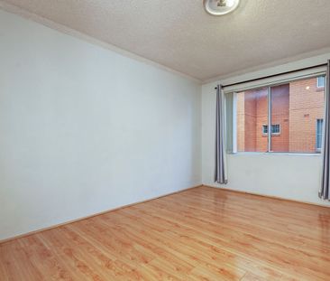 Home For Rent - Photo 4