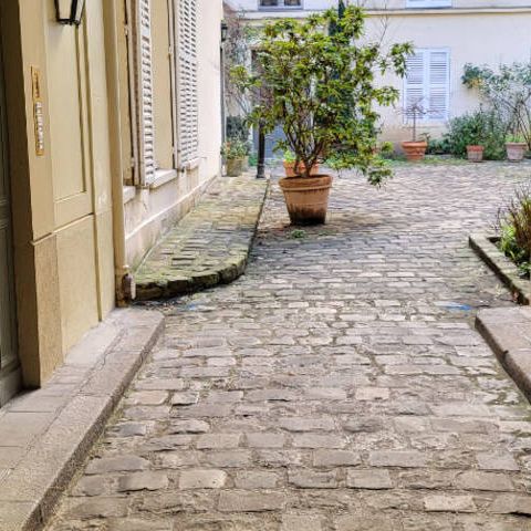 APPARTEMENT DEUX PIECES 4EME ARRONDISSEMENT - Photo 1