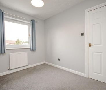 3 bedroom terraced house to rent - Photo 4