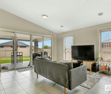 Comfortable Family Home in Whitebox Rise - Photo 1
