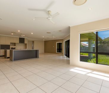7 Scarisbrick Drive, Kirwan QLD 4817 - House For Rent | Domain - Photo 1