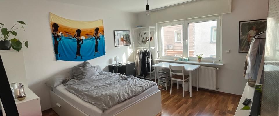 Möbilierte zwei Zimmer Wohnung in Frankfurt Nied zur Untermiete - Photo 1