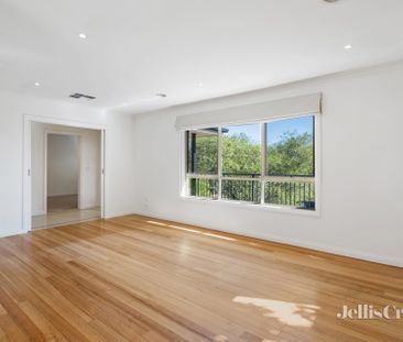 77 Graham Road, Viewbank - Photo 4