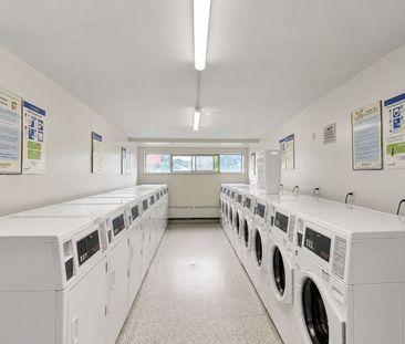 For Lease - 1665 Bloor Street Unit# 411, Mississauga, Ontario - Photo 5