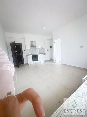 A deux pas du centre ville! Bel Appartement une chambre 1ʳᵉ occupation - Photo 3