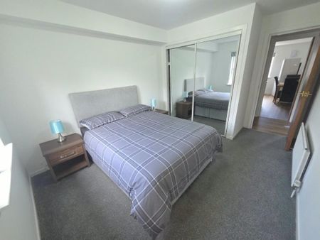 2 bedroom flat to rent - Photo 4