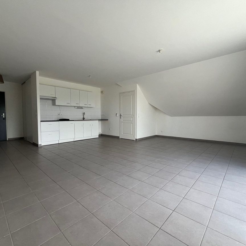 Location Appartement 1 pièce 43m² HONFLEUR 14600 - Photo 1