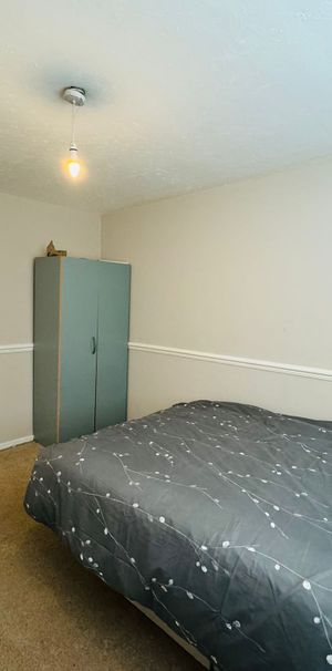 RM3 Langley Meadows | Loughton | Essex | IG10 2DL - Photo 1
