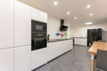 Highfield Road Room 2 - Photo 3