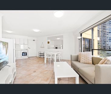 8 Trickett Street, Surfers Paradise, Qld 4217 - Photo 1