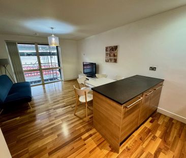 2 bedroom flat to rent - Photo 4