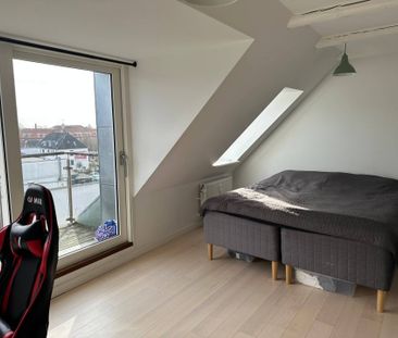 Penthouselejlighed opført i 2016 på øverste etage med 2 altaner - Foto 6