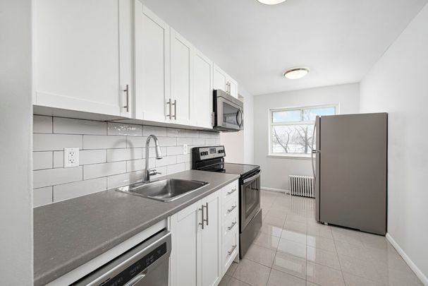 Craigton Drive Apartments — 2 Bedroom - Photo 1