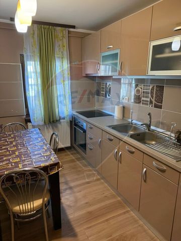 PRIMA INCHIRIERE APARTAMENT 4 camere zona centrala - Photo 5