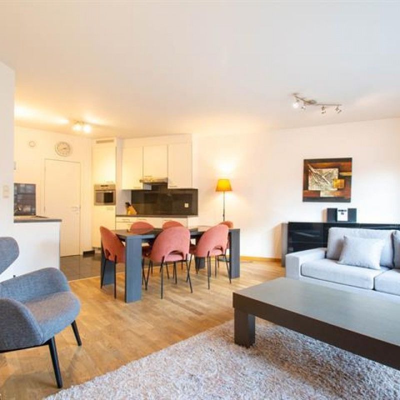 Proche de la Maison Communale d'Auderghem, beau Rez-de-Chaussée meublé de 2 chambres - Photo 1