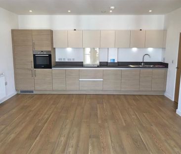 2 Bed Flat, Denyer Walk, SO19 - Photo 4