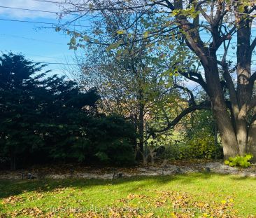 36 Flavian Crescent #Bsmt - Photo 2