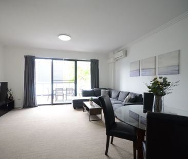 Immaculate 2 Bedroom Apartment - Photo 1