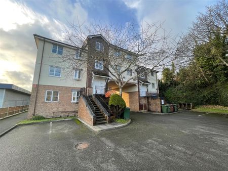 St. Judes, Plymouth - Photo 4