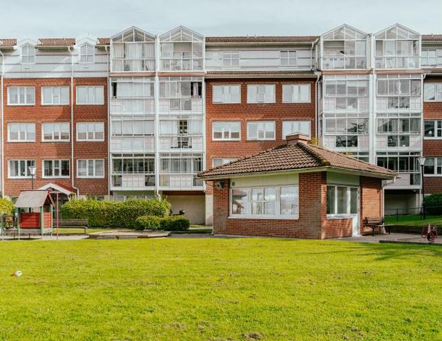 Hasselbackevägen 24 - Photo 1