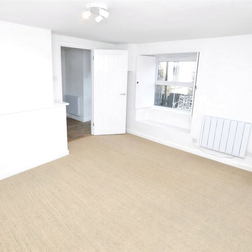 Grist Lane, Angarrack, Hayle, Cornwall, TR27 - Photo 1