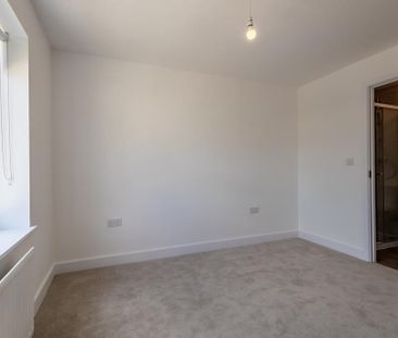 5 bedroom semi-detached house to rent - Photo 5