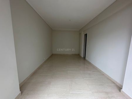 Apartamento T3 no Centro de Carnaxide - Oeiras - Photo 3