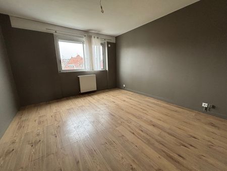 Location Appartement 2 pièces 61m² - Photo 2