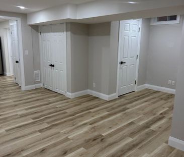 For Lease - 495 Taylor Crescent Unit# 495, Burlington, Ontario - Photo 3