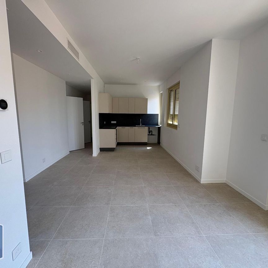Location Appartement 3 pièces 61m² NICE 06000 - Photo 1