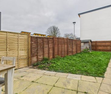 2 bedroom terraced house to rent - Photo 6