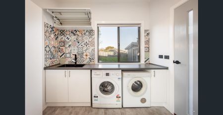 Central North 3 Bedroom Home - Photo 3