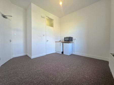 Studio to rent - Photo 4