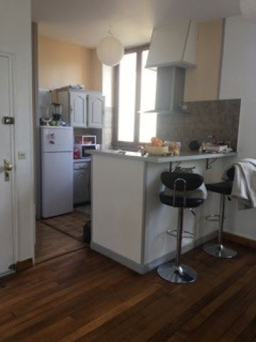 Location Appartement 3 pièces 52m² ORLEANS 45000 - Photo 5