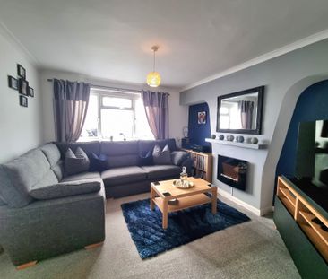 Tukes Avenue, Gosport - Photo 1