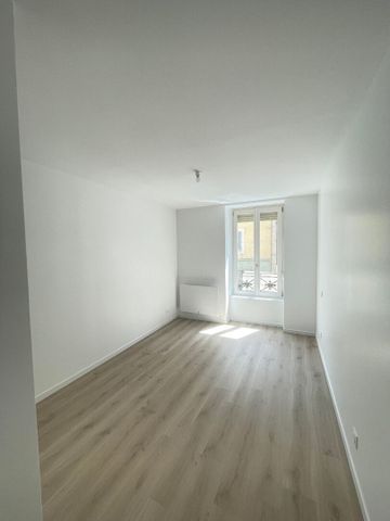 Location Appartement 3 pièces 78m² - Photo 4