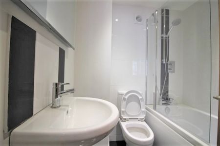 Ashburton, Newton Abbot - Photo 3