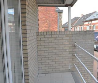 Ruim duplex appartement met groot terras in het centrum - Photo 2