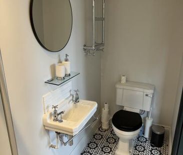 "Coach House" annex to rent - Photo 5