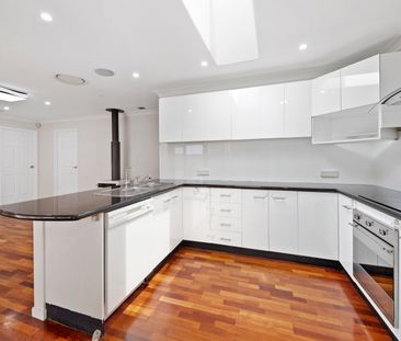 32 Catalpa Grove, Menai NSW 2234 - House For Rent | Domain - Photo 4