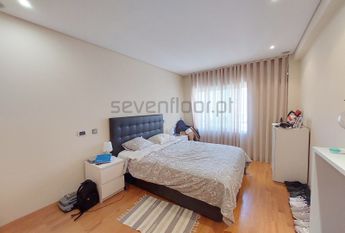Apartamento T2+1 em Porto