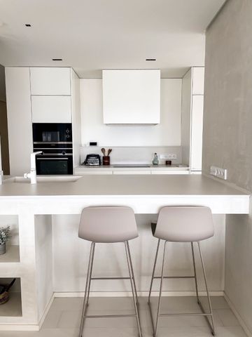 Apartamento de alquiler en Carrer del Llebeig, Cala Bona - Photo 3