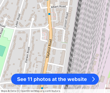 Alexander Square, Eastleigh - Photo 1