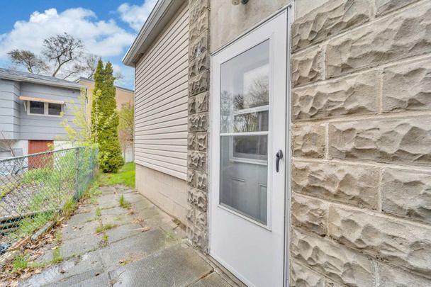 For Lease - 48 Park Street, Mississauga, Ontario - Photo 1