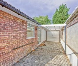 2 BEDROOM Bungalow - Detached - Photo 3