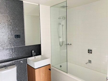 620/152 Sturt Street - Photo 4