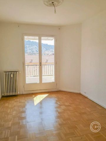 2 PIECES VIDE - 14 RIBOTTI - NICE PORT - Photo 2