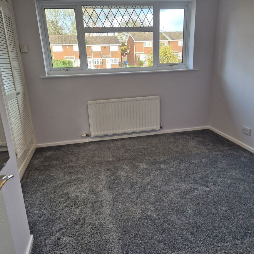 Heather Close, Runcorn, Beechwood - Photo 1