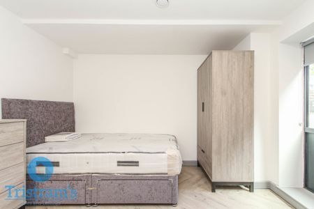 1 bed Shared Flat for Rent - Photo 4