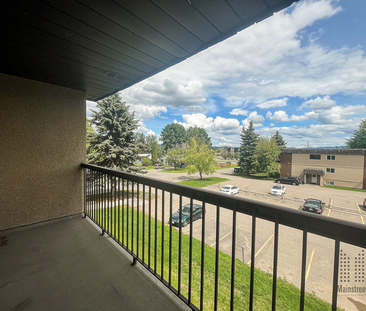 University Valley Apartments I &amp; II - Photo 3